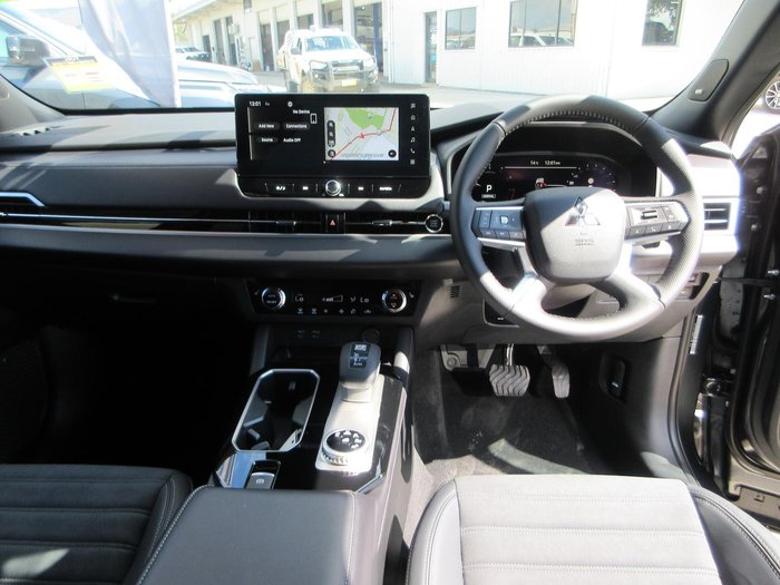 2026 Mitsubishi Outlander Black Edition