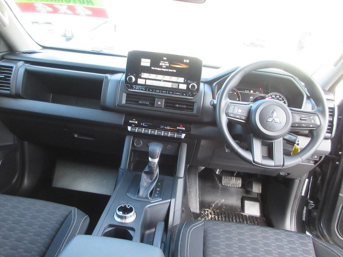 2026 Mitsubishi Triton GLX+
