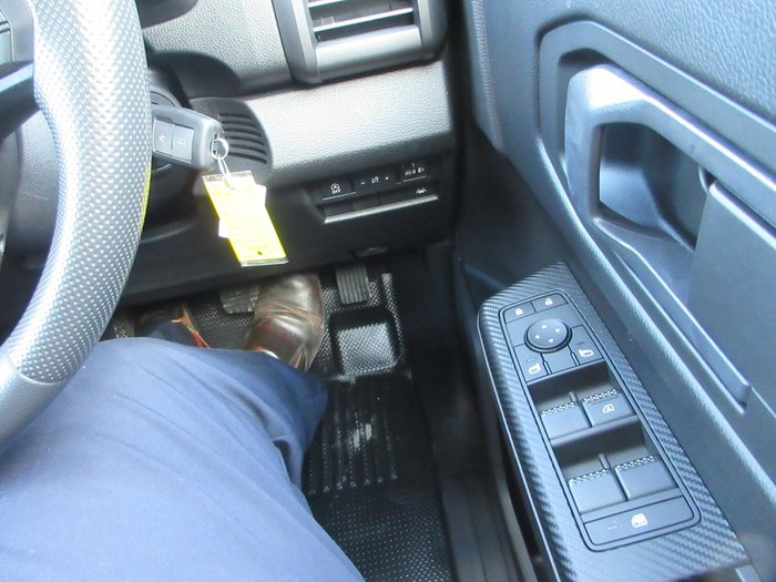 2026 Mitsubishi Triton GLX+