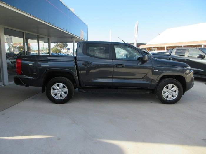 2026 Mitsubishi Triton GLX+
