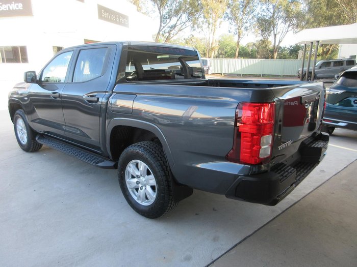 2026 Mitsubishi Triton GLX+