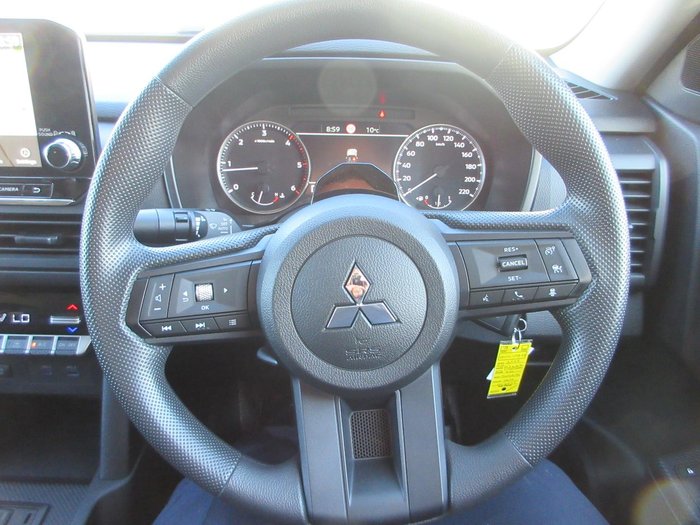 2026 Mitsubishi Triton GLX+