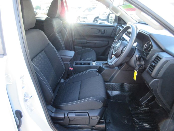 2026 Mitsubishi Triton GLX+