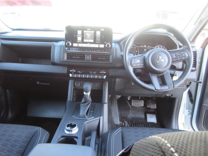 2026 Mitsubishi Triton GLX+