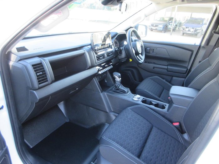 2026 Mitsubishi Triton GLX+