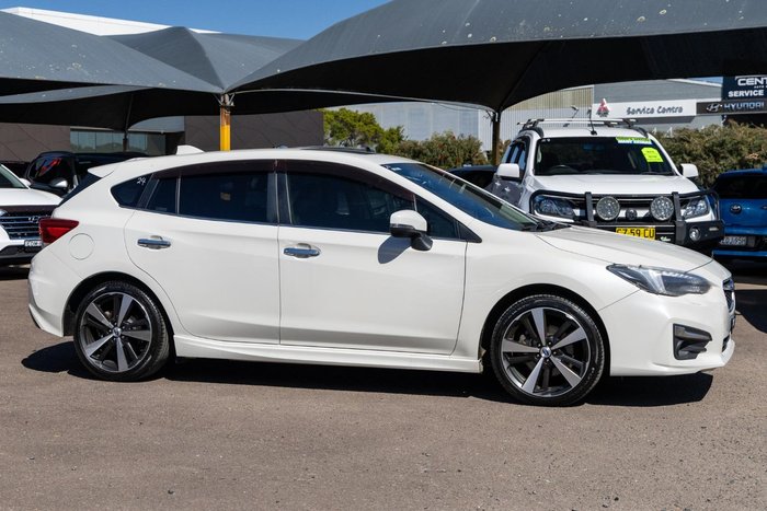 2017 Subaru Impreza 2.0i-S