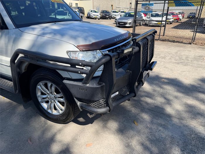 2018 MITSUBISHI PAJERO EXCEED LWB (4x4)