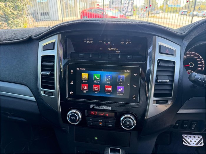 2018 MITSUBISHI PAJERO EXCEED LWB (4x4)