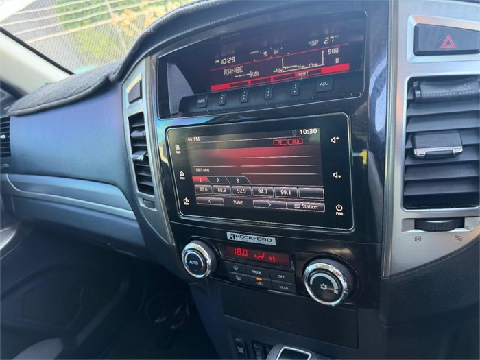 2018 MITSUBISHI PAJERO EXCEED LWB (4x4)