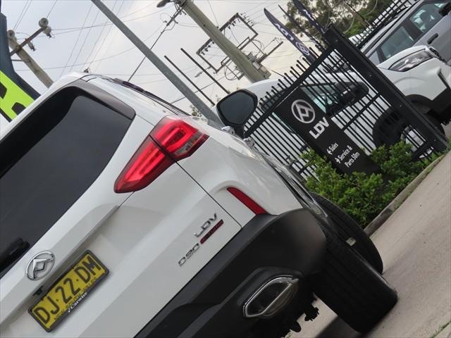 2021 LDV D90 Executive