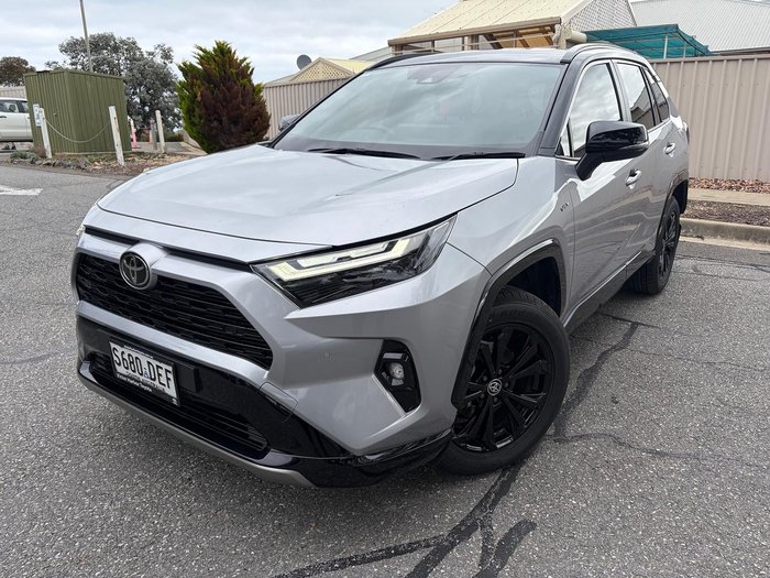 2024 Toyota RAV4 XSE