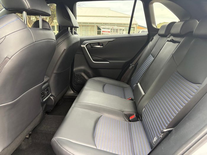 2024 Toyota RAV4 XSE