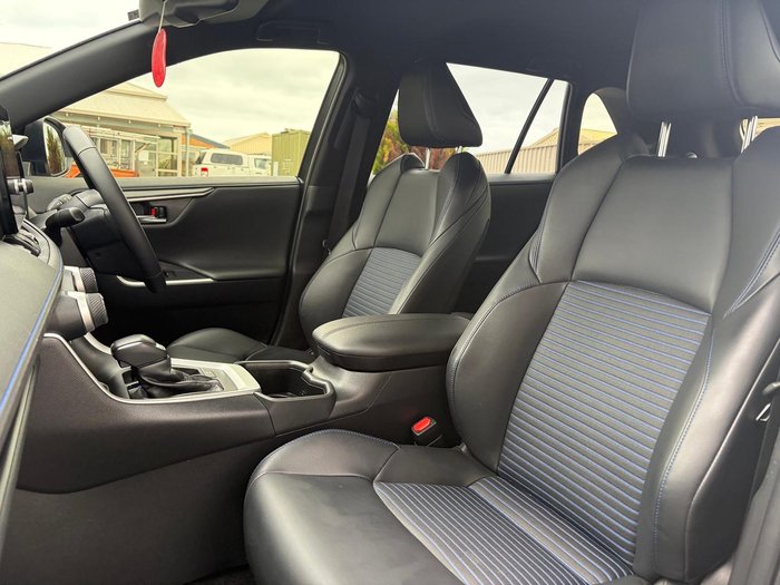 2024 Toyota RAV4 XSE