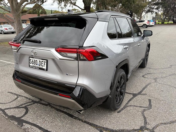 2024 Toyota RAV4 XSE