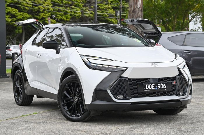 2025 Toyota C-HR GR Sport MAXH25R 4X4 On Demand Frosted White with Two-Tone Plus