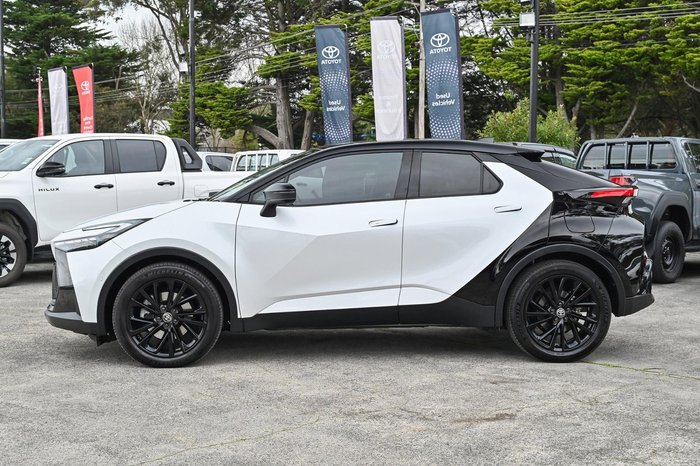 2025 Toyota C-HR GR Sport MAXH25R 4X4 On Demand Frosted White with Two-Tone Plus