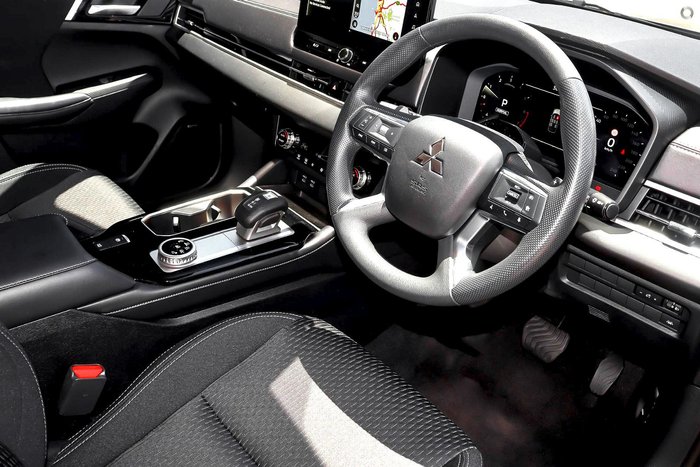 2026 Mitsubishi Outlander ES ZM MY26 Graphite Grey