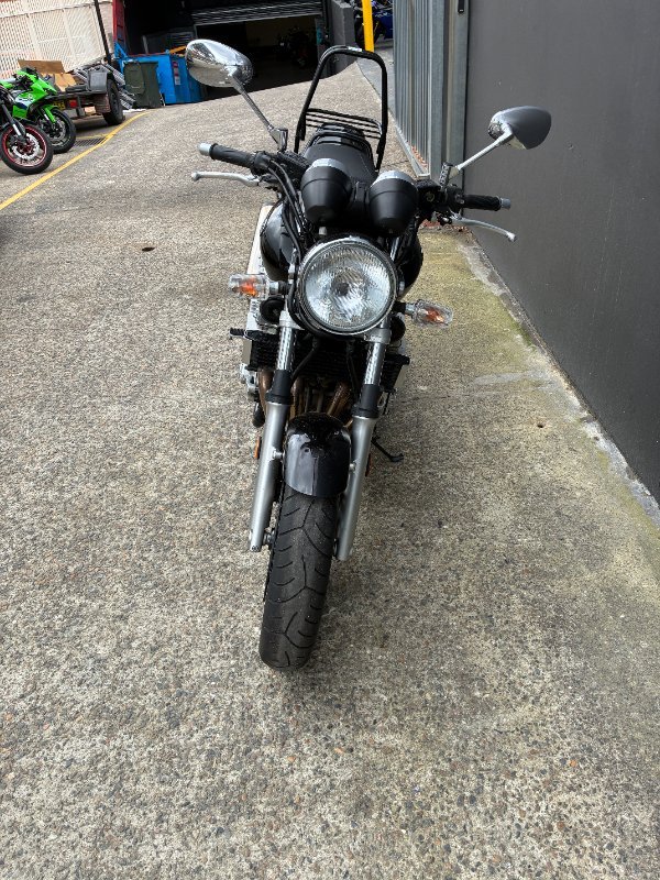 2010 Yamaha XJR1300 BLACK