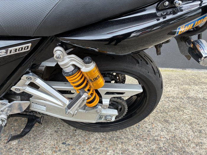 2010 Yamaha XJR1300 BLACK