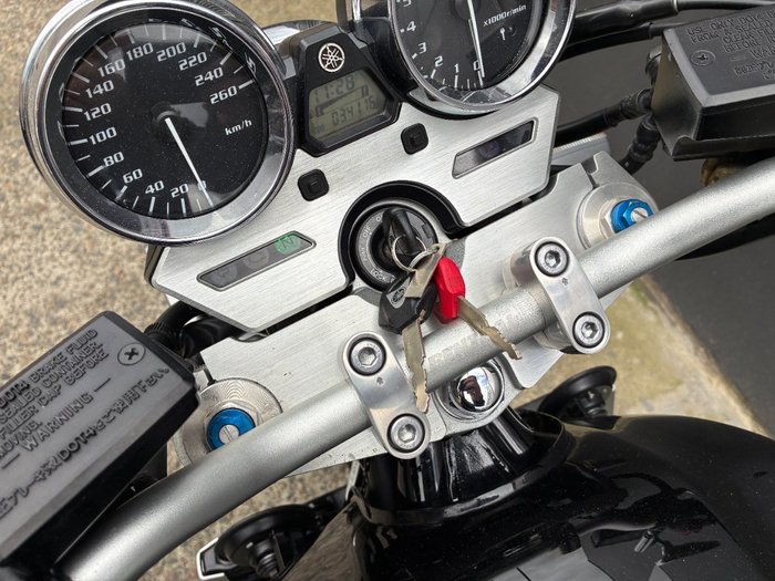 2010 Yamaha XJR1300 BLACK