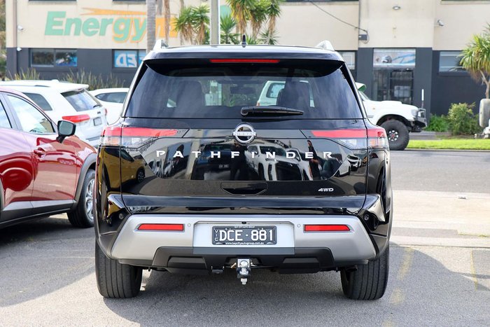 2024 Nissan Pathfinder Ti-L