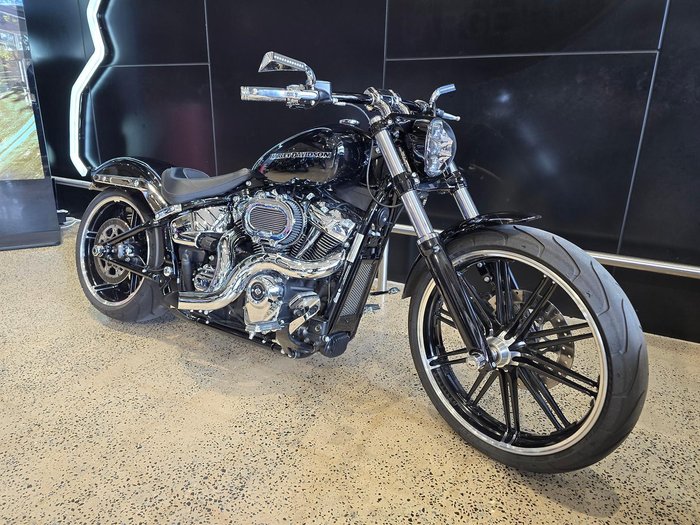 Harley-Davidson Breakout 114 (FXBRS) Softail