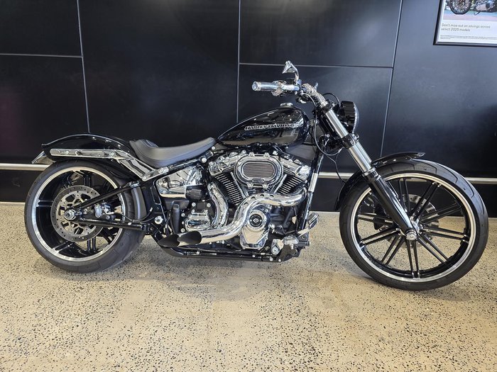 Harley-Davidson Breakout 114 (FXBRS) Softail