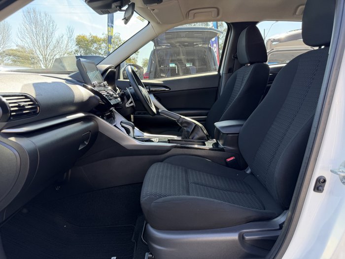 2022 Mitsubishi Eclipse Cross ES