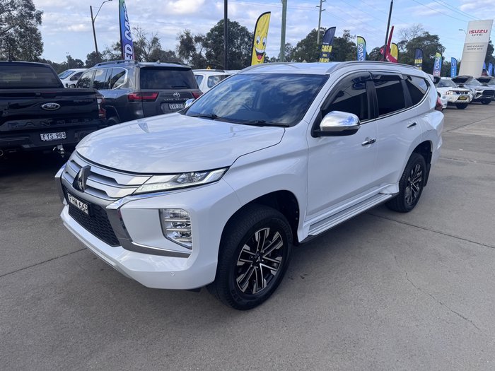 2022 Mitsubishi Pajero Sport GLS