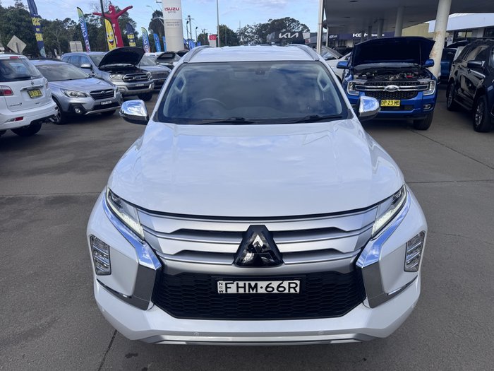2022 Mitsubishi Pajero Sport GLS