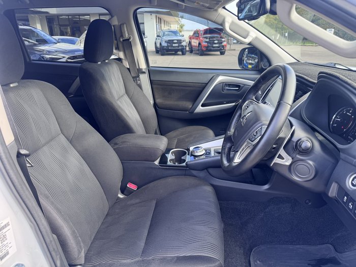 2022 Mitsubishi Pajero Sport GLS