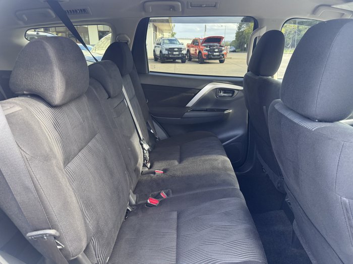 2022 Mitsubishi Pajero Sport GLS