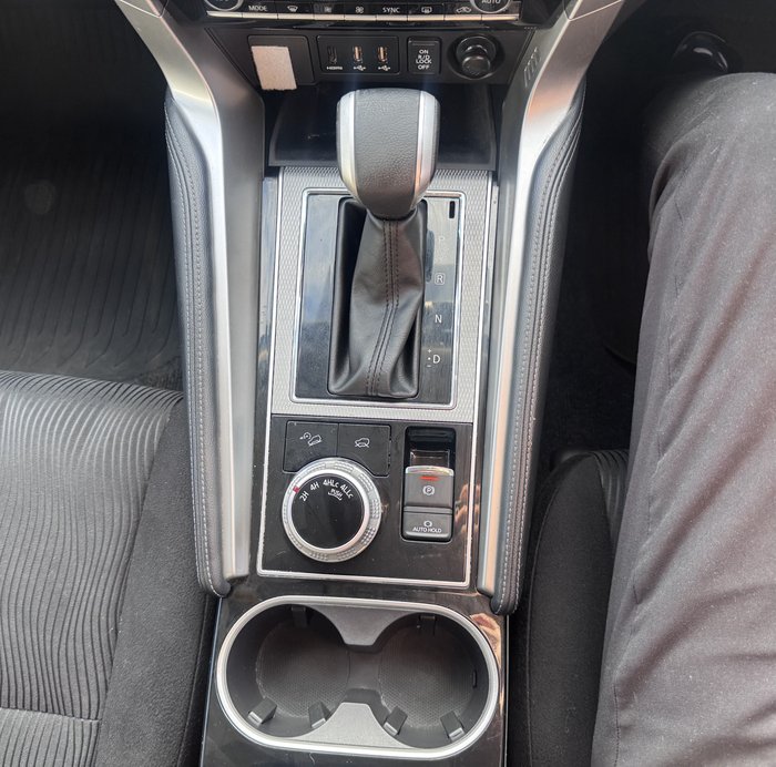 2022 Mitsubishi Pajero Sport GLS