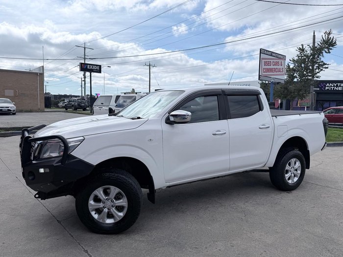 2017 Nissan Navara RX