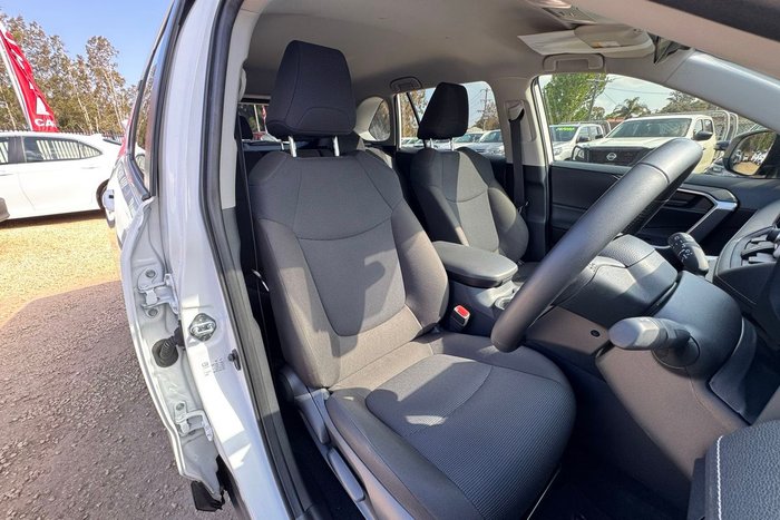 2025 Toyota RAV4 GX