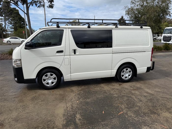 2015 TOYOTA HIACE LWB
