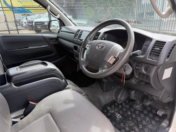 2015 TOYOTA HIACE LWB