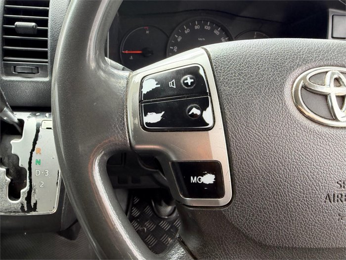 2015 TOYOTA HIACE LWB