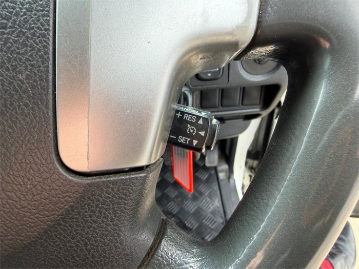 2015 TOYOTA HIACE LWB