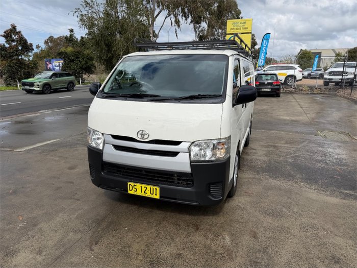 2015 TOYOTA HIACE LWB