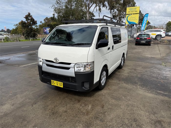 2015 TOYOTA HIACE LWB