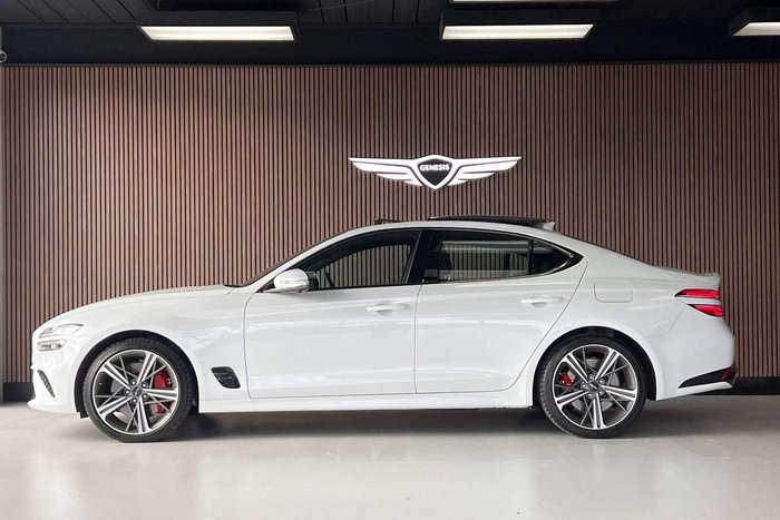 2026 Genesis G70 Signature Sport