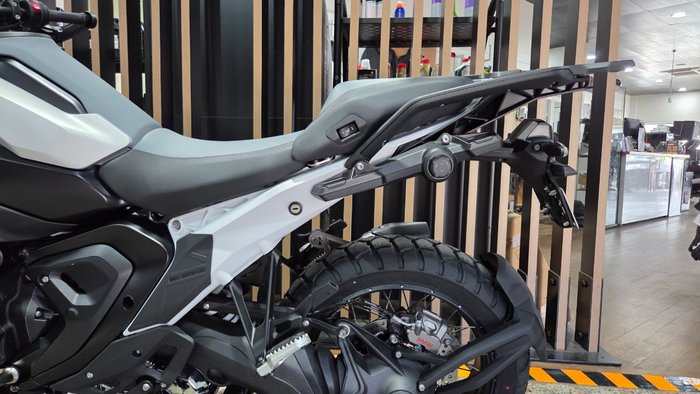 2026 BMW Motorrad R 1300 GS TROPHY WHITE