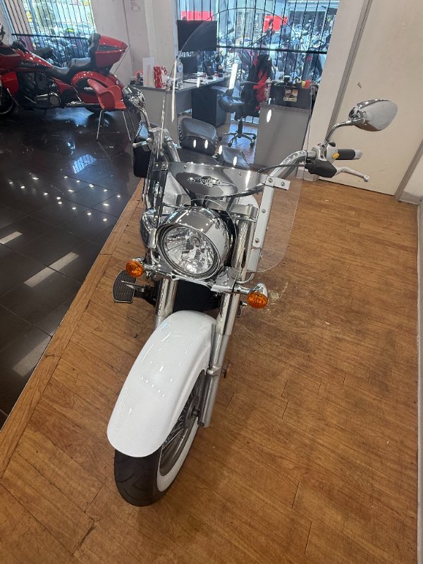 2021 Suzuki BOULEVARD C50T (VL800T) WHITE