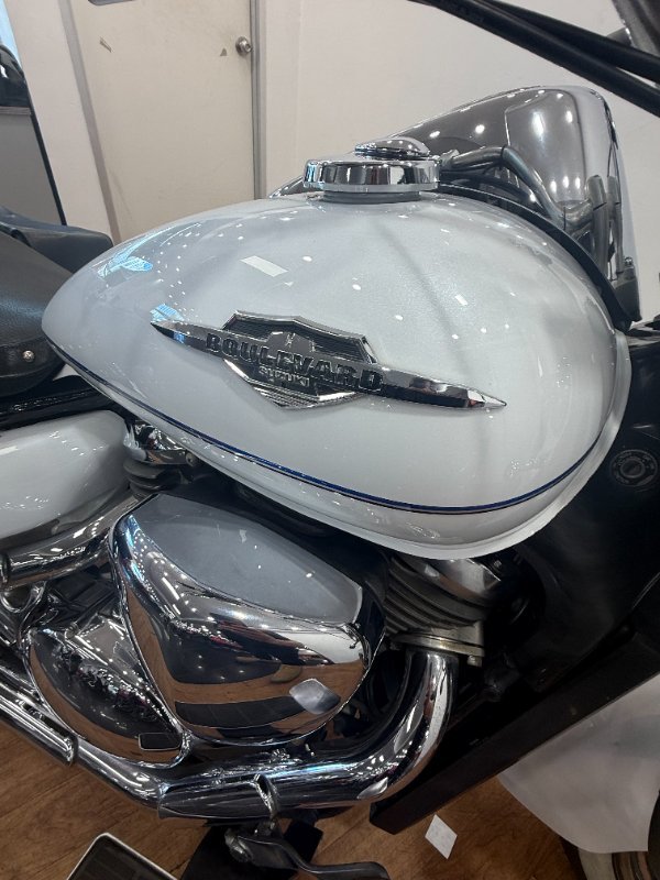 2021 Suzuki BOULEVARD C50T (VL800T) WHITE