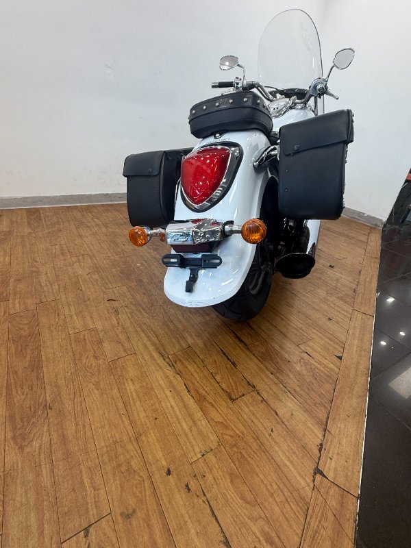 2021 Suzuki BOULEVARD C50T (VL800T) WHITE
