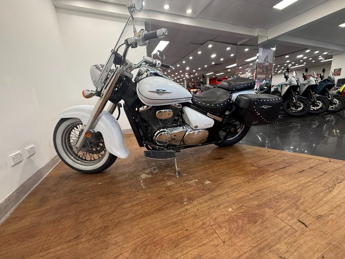 2021 Suzuki BOULEVARD C50T (VL800T) WHITE