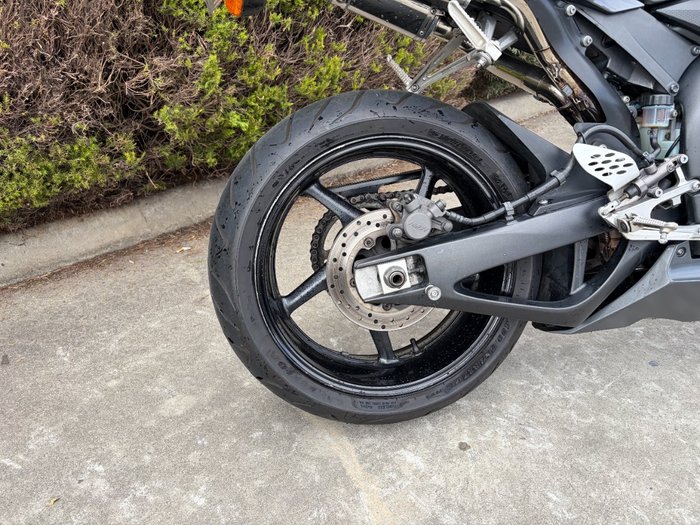 2004 Yamaha YZF-R1 Black
