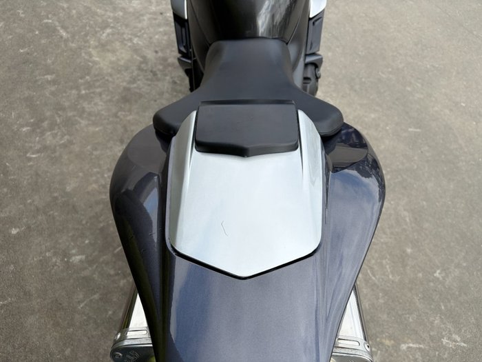 2004 Yamaha YZF-R1 Black