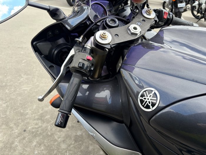 2004 Yamaha YZF-R1 Black